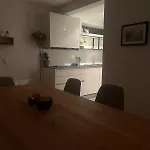 Maisonette With A View * 罗滕多夫