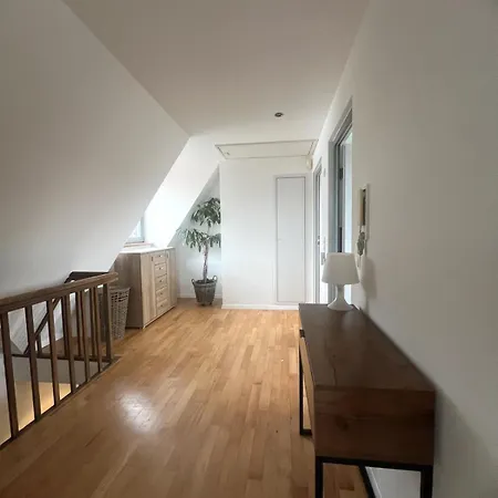 Maisonette With A View Appartement Rottendorf