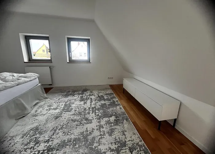 Maisonette With A View شقة *